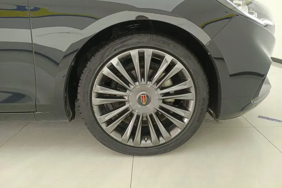 2020 HongQi H5 1.8T 197HP L4 6AT,autocango,china used car exporter,china ev exporter,chinese used car exporter,chinese used ev exporter