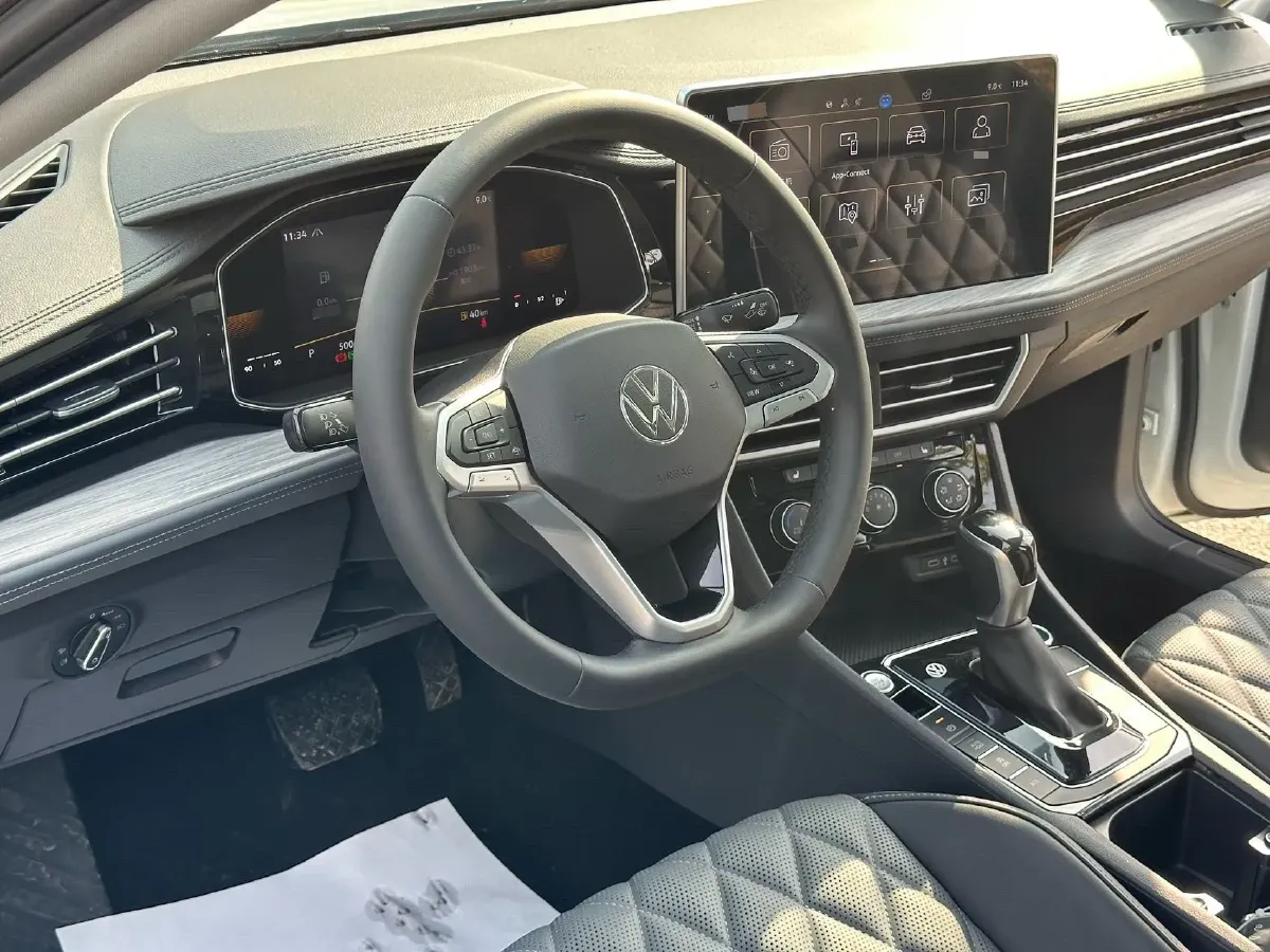 2023 Volkswagen Sagitar 1.4T 150HP L4 7DCT,autocango,china used car exporter,china ev exporter,chinese used car exporter,chinese used ev exporter