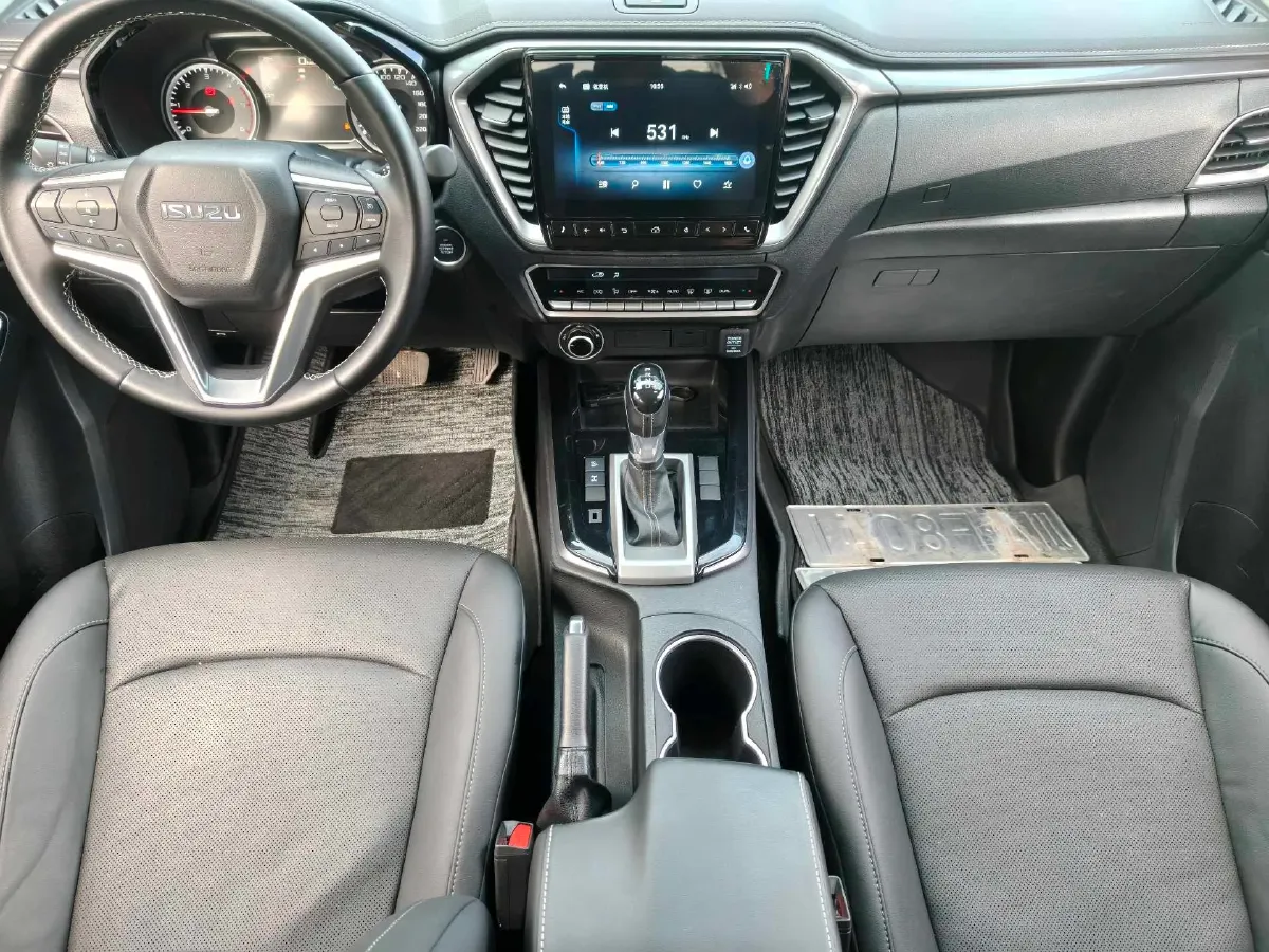 2021 Isuzu D-MAX 1.9T 163HP L4 6AT,autocango,china used car exporter,china ev exporter,chinese used car exporter,chinese used ev exporter