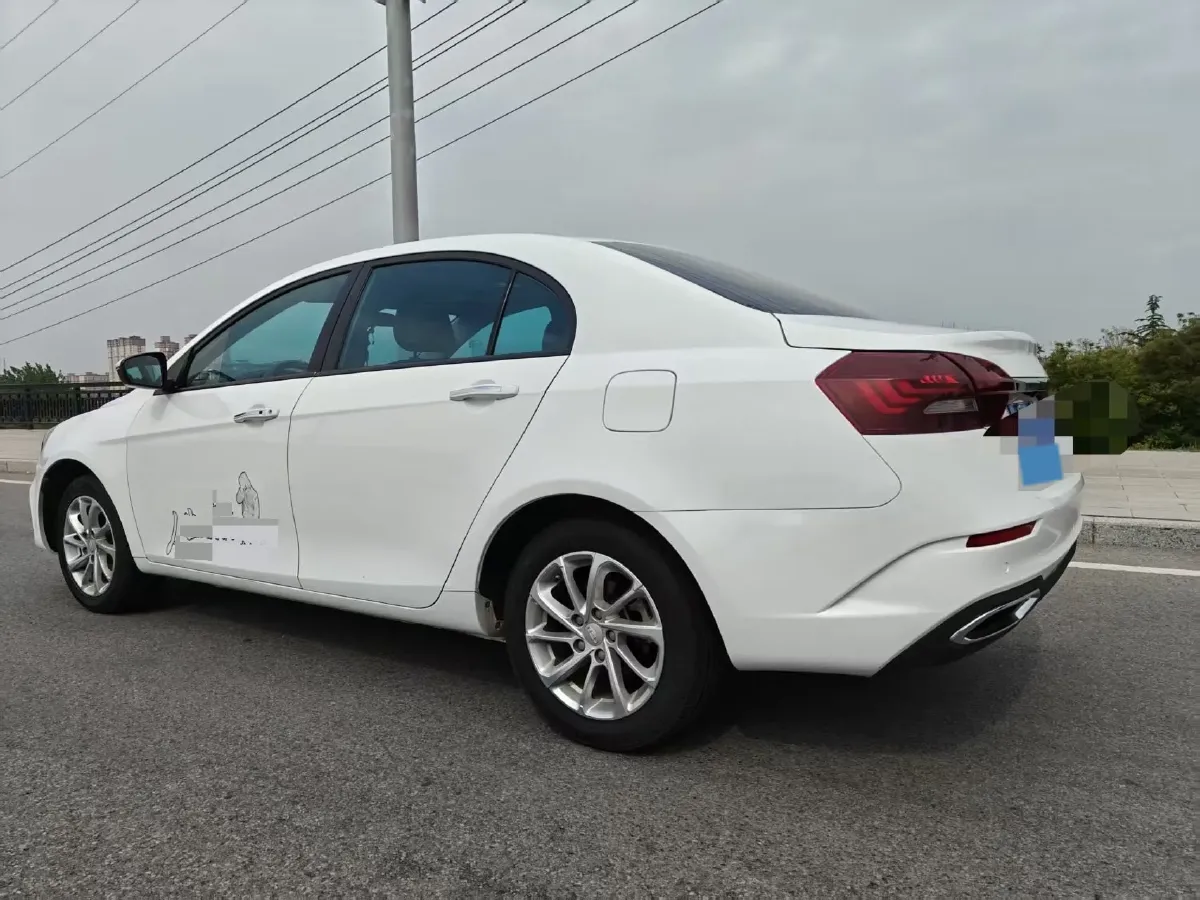 2021 BaoJun 530 1.5T 147HP L4 CVT,autocango,china used car exporter,china ev exporter,chinese used car exporter,chinese used ev exporter