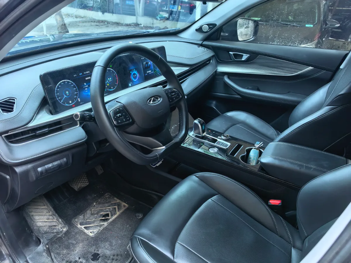 2022 Chery Tiggo 8 Plus 1.6T 197HP L4 7DCT,autocango,china used car exporter,china ev exporter,chinese used car exporter,chinese used ev exporter