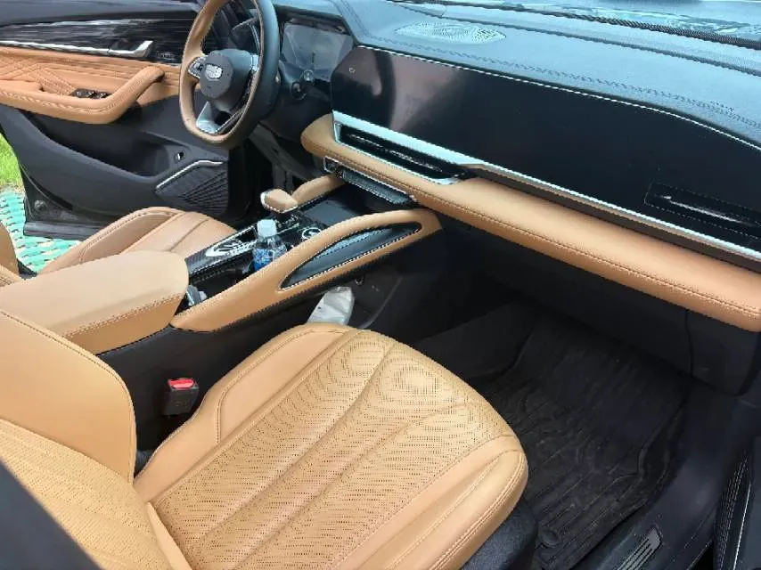 2024 Geely Monjaro 1.5T 163HP L4 3DHT Hybrid,autocango,china used car exporter,china ev exporter,chinese used car exporter,chinese used ev exporter