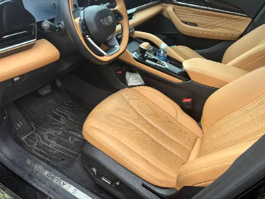 2024 Geely Monjaro 1.5T 163HP L4 3DHT Hybrid,autocango,china used car exporter,china ev exporter,chinese used car exporter,chinese used ev exporter