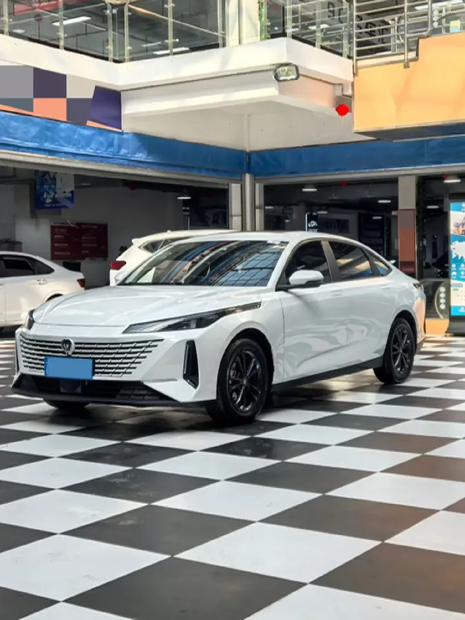 2023 ChangAn Lamore 1.5T 170HP L4 7DCT,autocango,china used car exporter,china ev exporter,chinese used car exporter,chinese used ev exporter