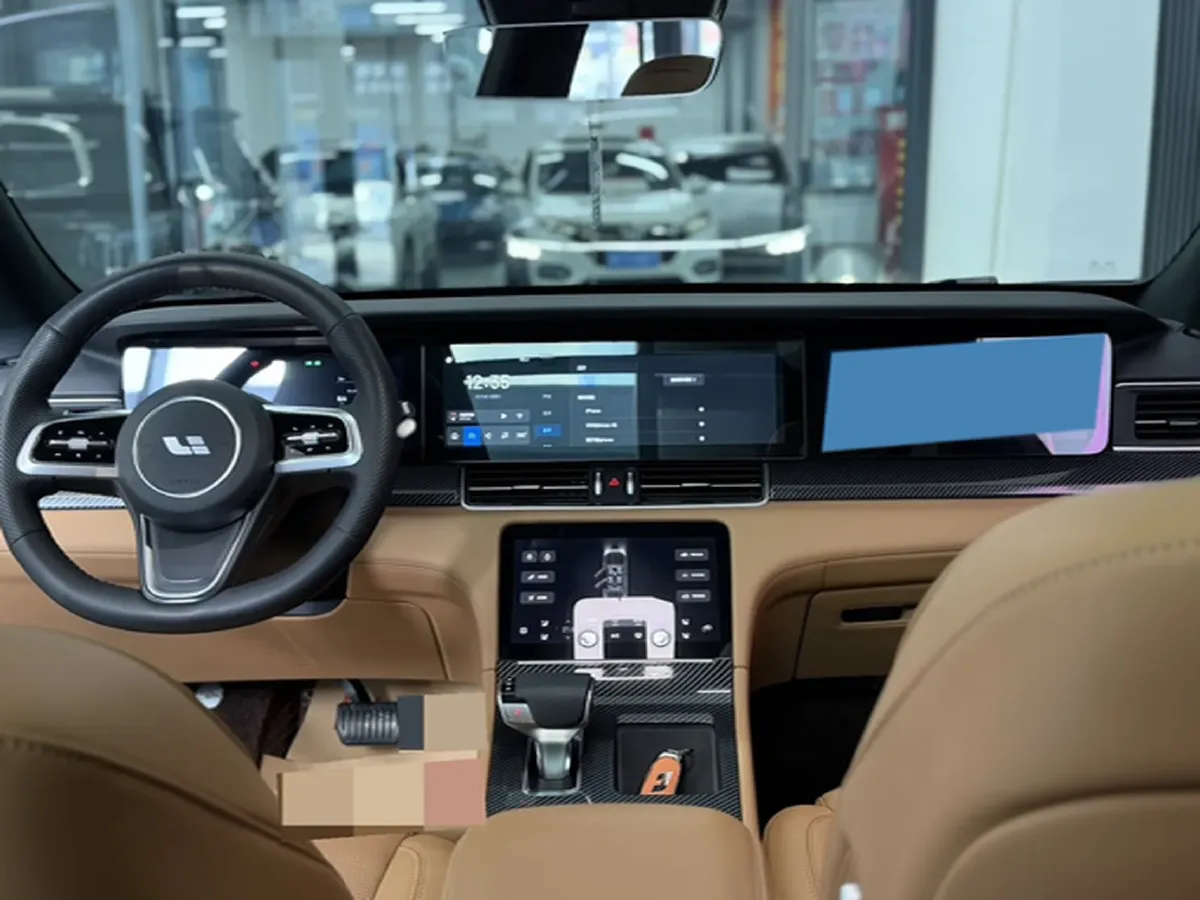 2021 Li ONE Range Extended 131HP REEV 40.5KWH,autocango,china used car exporter,china ev exporter,chinese used car exporter,chinese used ev exporter