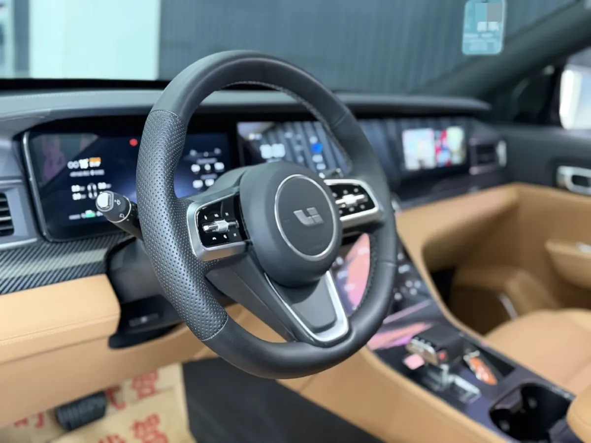 2021 Li ONE Range Extended 131HP REEV 40.5KWH,autocango,china used car exporter,china ev exporter,chinese used car exporter,chinese used ev exporter