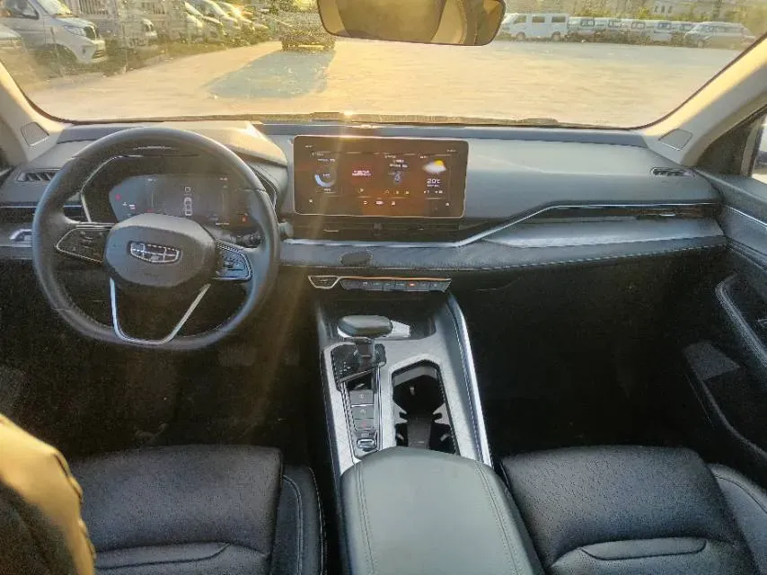 2021 Geely Preface 2.0T 190HP L4 7DCT,autocango,china used car exporter,china ev exporter,chinese used car exporter,chinese used ev exporter