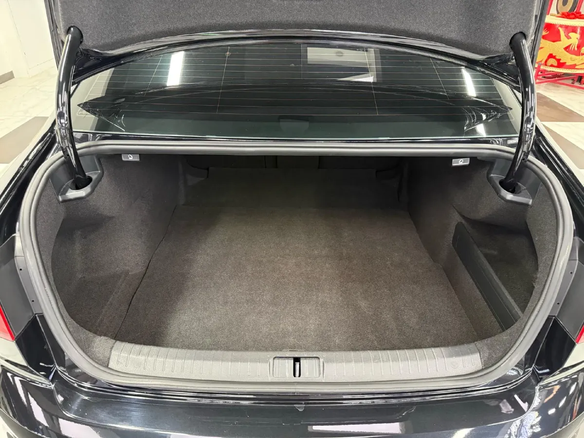 2018 Volkswagen Magotan 1.8T 180HP L4 7DCT,autocango,china used car exporter,china ev exporter,chinese used car exporter,chinese used ev exporter