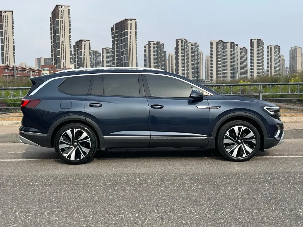 2023 Volkswagen Talagon 2.0T 220HP L4 7DCT,autocango,china used car exporter,china ev exporter,chinese used car exporter,chinese used ev exporter