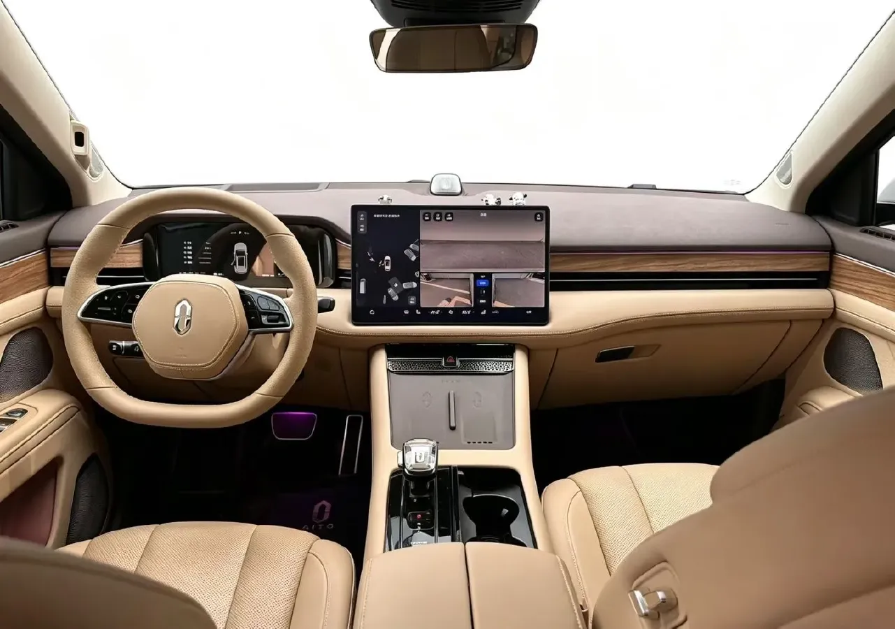 2024 AITO AITO M7 1.5T 152HP L4 REEV 40KWH,autocango,china used car exporter,china ev exporter,chinese used car exporter,chinese used ev exporter