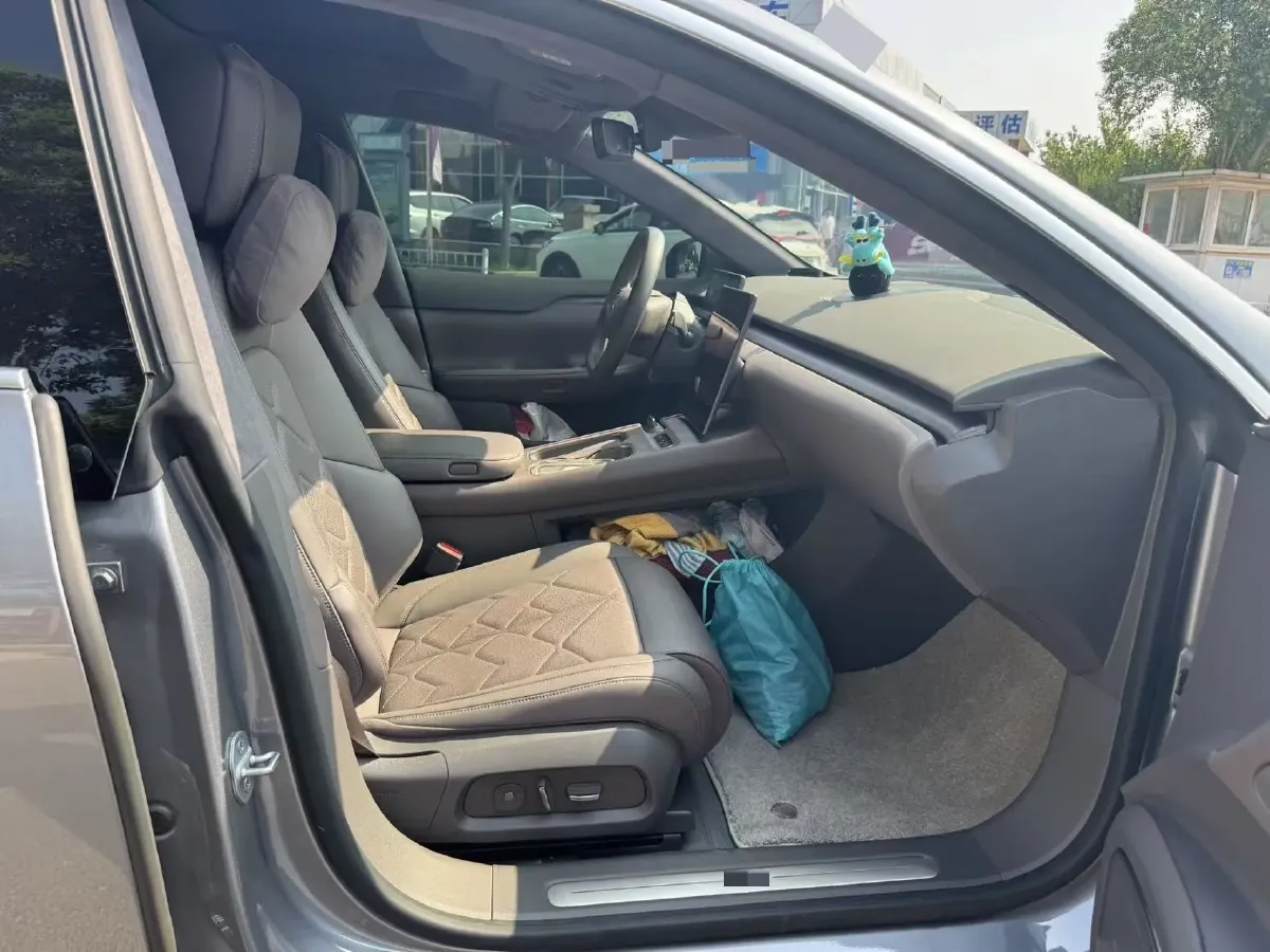 2024 NIO ET7 BEV 75KWH,autocango,china used car exporter,china ev exporter,chinese used car exporter,chinese used ev exporter