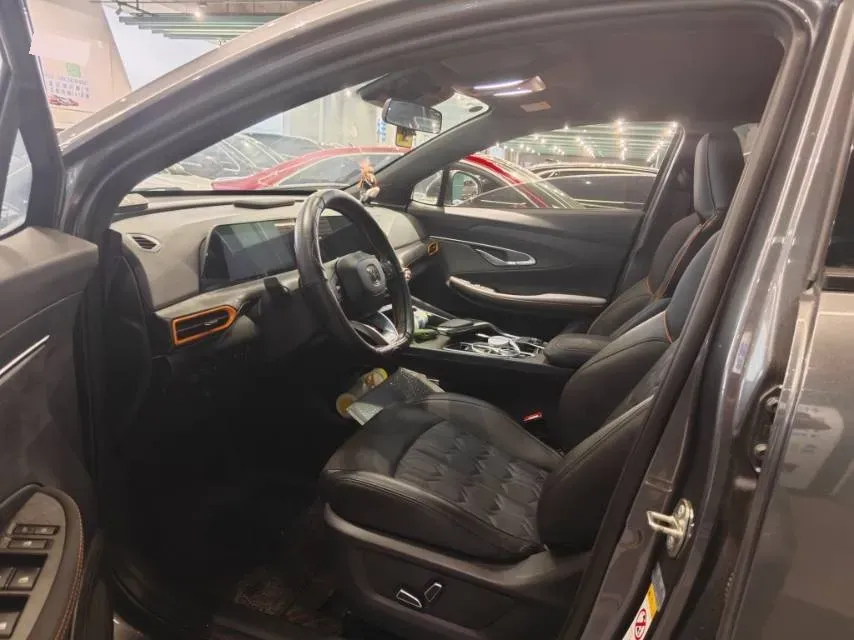 2022 ChangAn UNI-T 1.5T 188HP L4 7DCT,autocango,china used car exporter,china ev exporter,chinese used car exporter,chinese used ev exporter