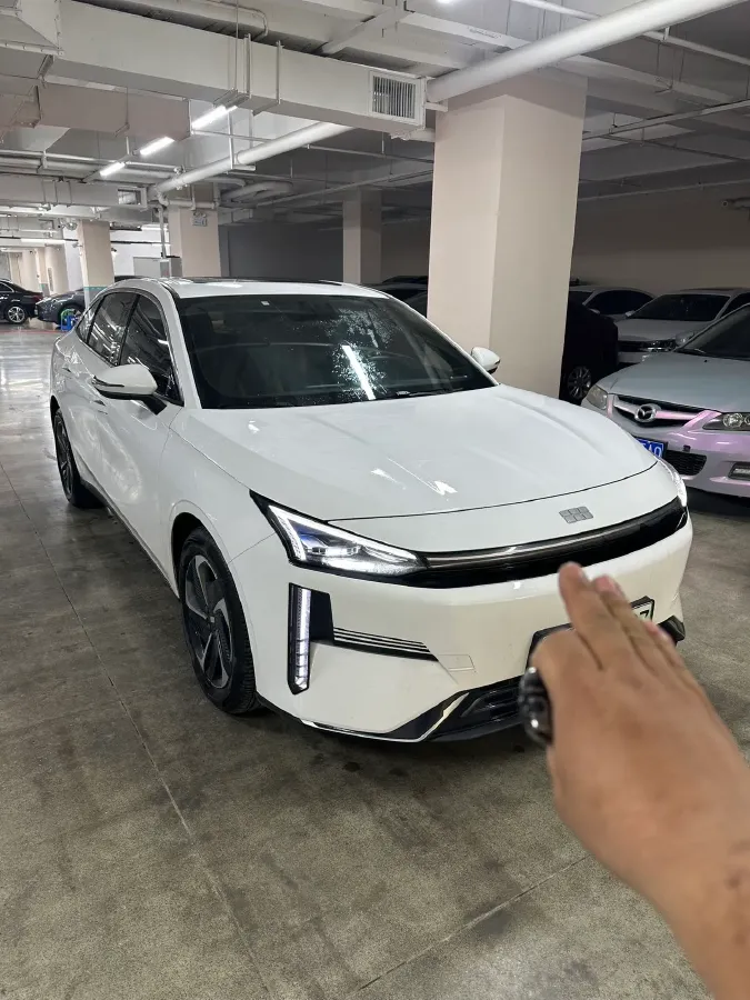 2023 Geely Galaxy L6 1.5T 163HP L4 3DHT PHEV,autocango,china used car exporter,china ev exporter,chinese used car exporter,chinese used ev exporter