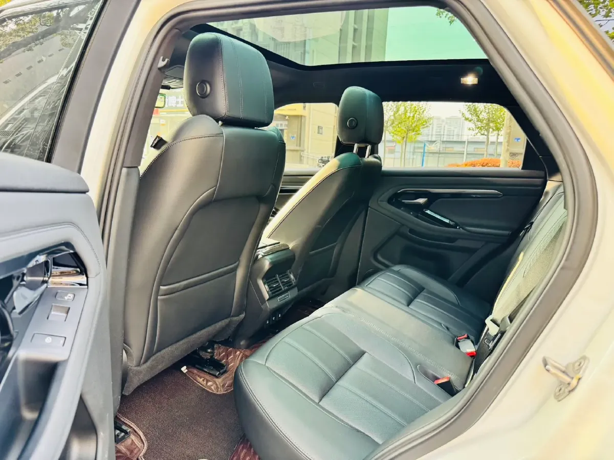 2020 Land Rover Range Rover Evoque 2.0T 249HP L4 9AT,autocango,china used car exporter,china ev exporter,chinese used car exporter,chinese used ev exporter