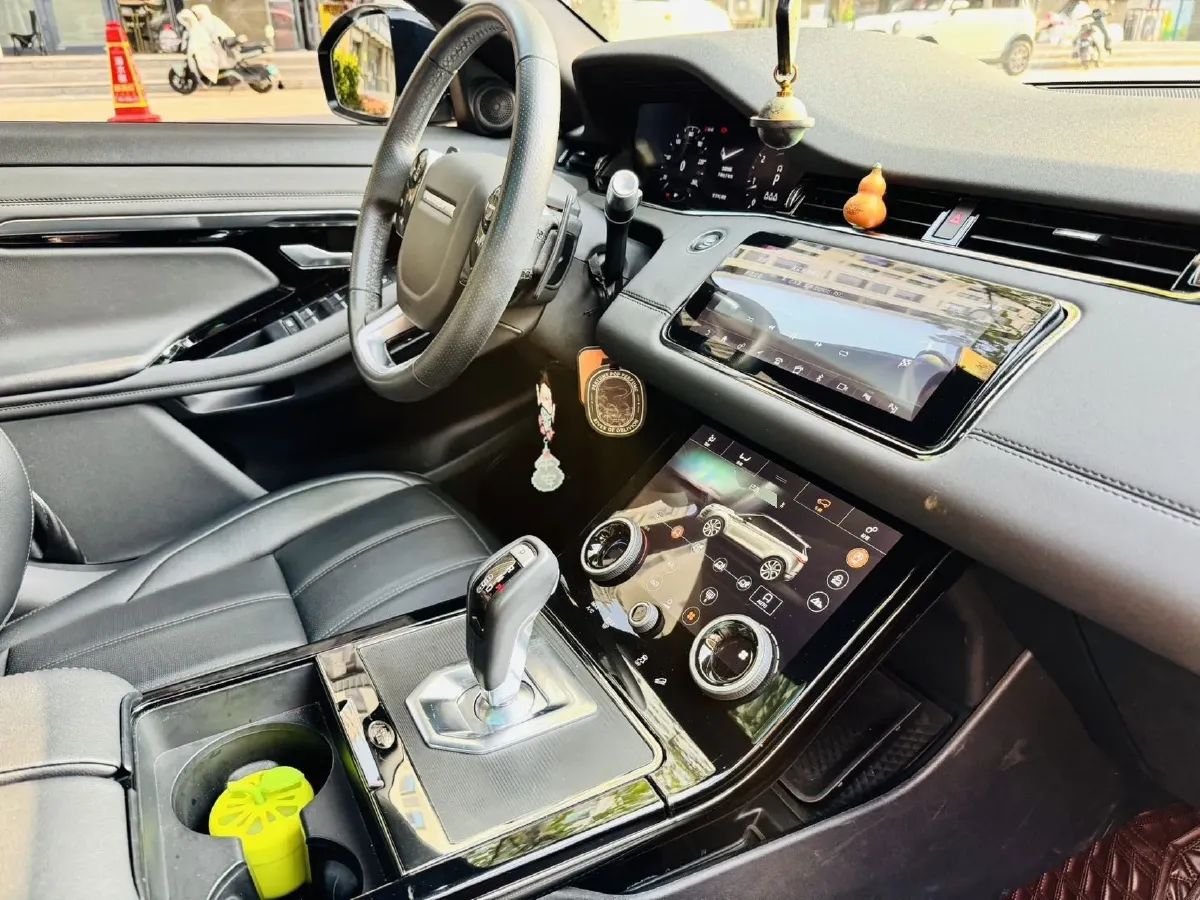 2020 Land Rover Range Rover Evoque 2.0T 249HP L4 9AT,autocango,china used car exporter,china ev exporter,chinese used car exporter,chinese used ev exporter