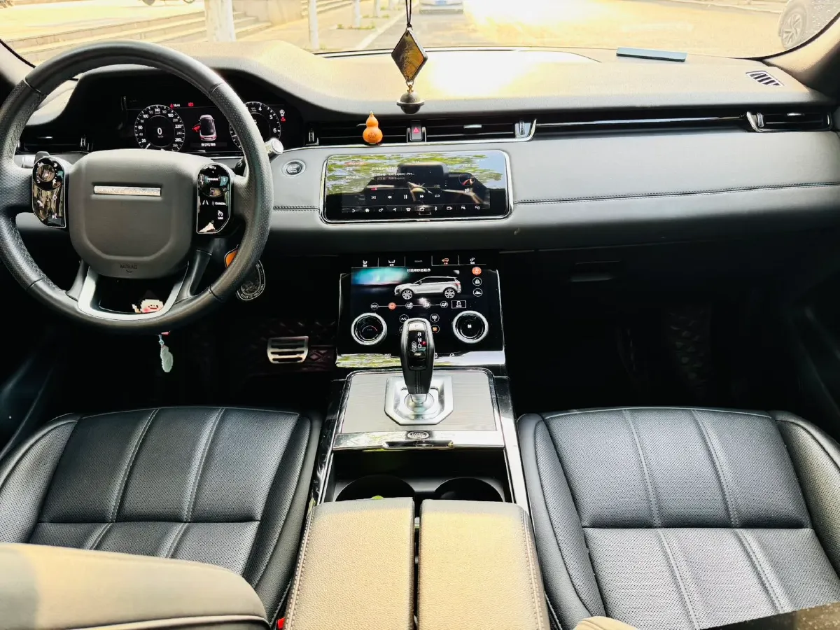 2020 Land Rover Range Rover Evoque 2.0T 249HP L4 9AT,autocango,china used car exporter,china ev exporter,chinese used car exporter,chinese used ev exporter