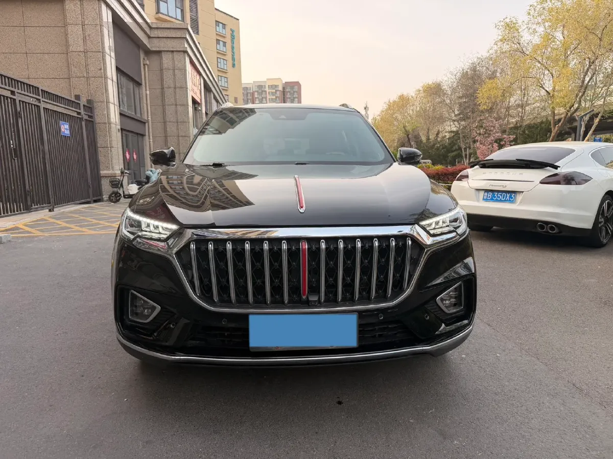 2022 HongQi HS5 2.0T 224HP L4 6AT,autocango,china used car exporter,china ev exporter,chinese used car exporter,chinese used ev exporter