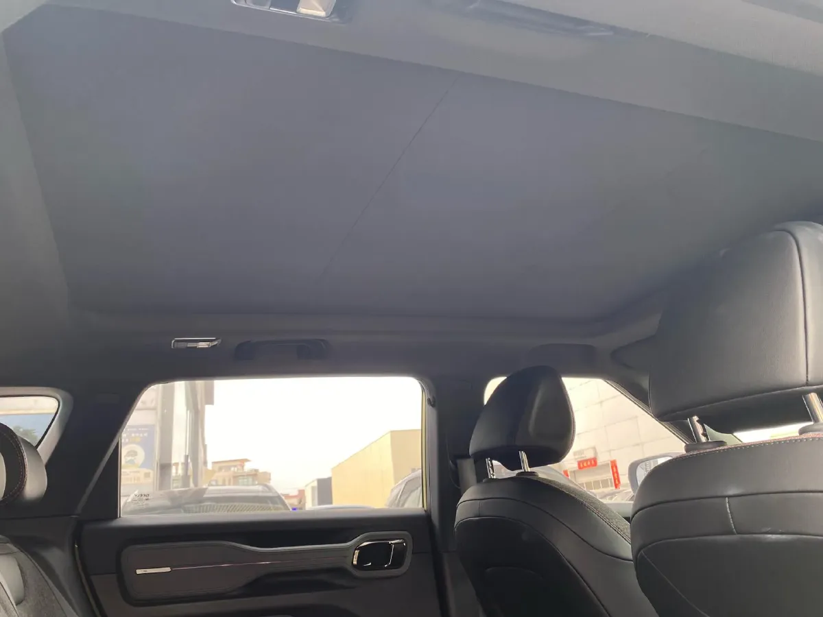 2025 Geely Cowboy 1.5T 181HP L4 7DCT,autocango,china used car exporter,china ev exporter,chinese used car exporter,chinese used ev exporter