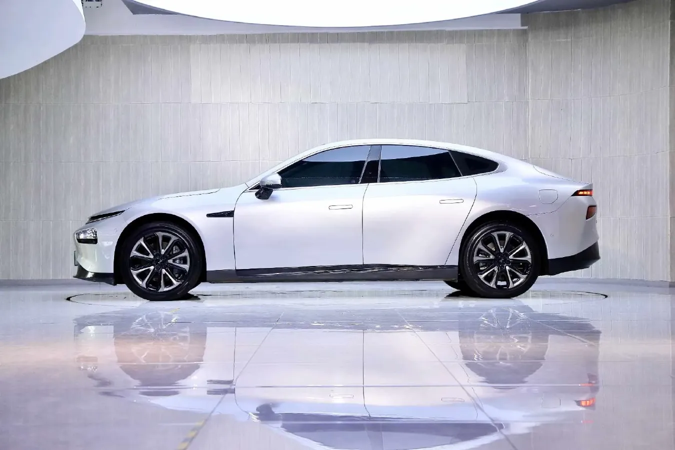 2020 Buick EnvisionS 2.0T 237HP L4 9AT,autocango,china used car exporter,china ev exporter,chinese used car exporter,chinese used ev exporter