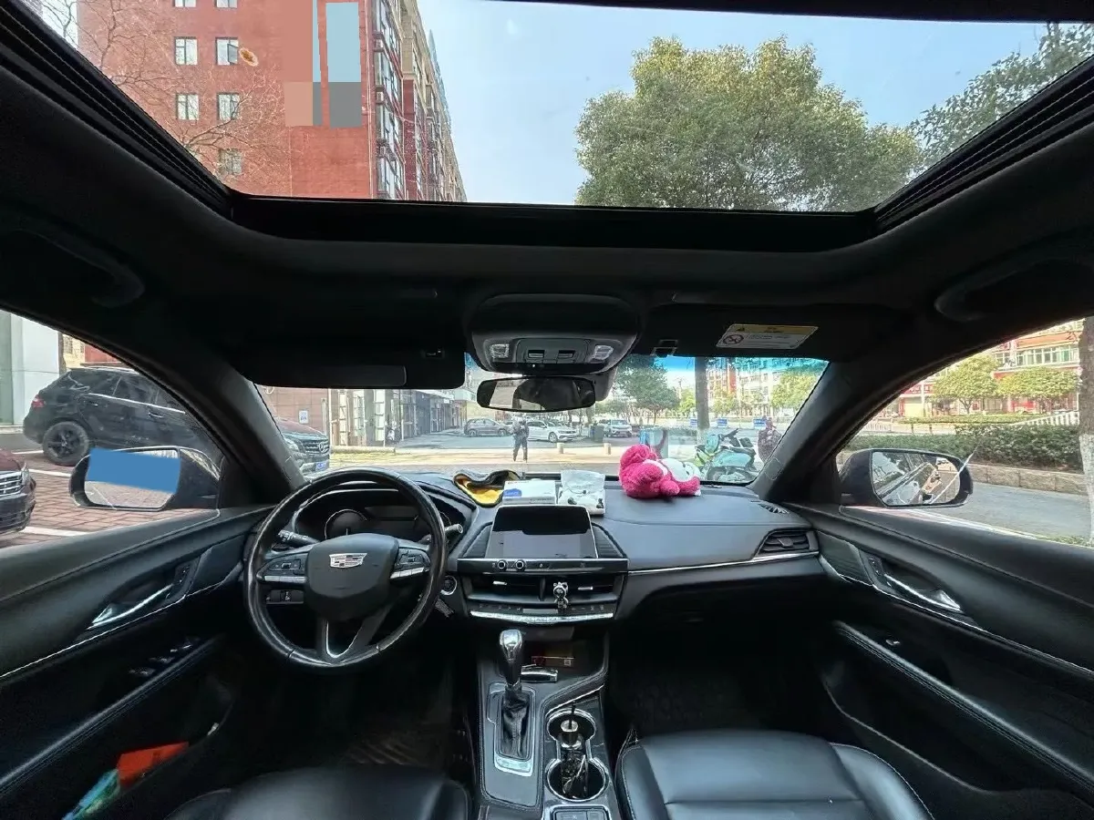 2021 Cadillac CT4 2.0T 237HP L4 8AT,autocango,china used car exporter,china ev exporter,chinese used car exporter,chinese used ev exporter