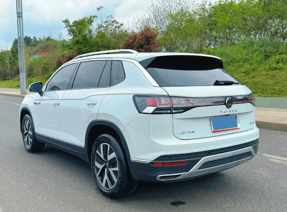2024 Volkswagen Tayron 1.5T 160HP L4 7DCT,autocango,china used car exporter,china ev exporter,chinese used car exporter,chinese used ev exporter