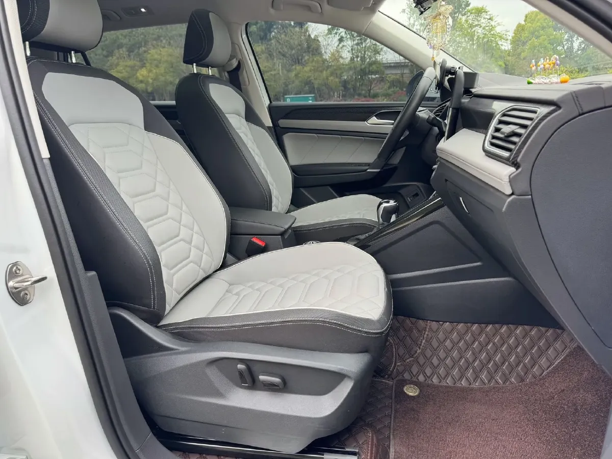 2024 Volkswagen Tayron 1.5T 160HP L4 7DCT,autocango,china used car exporter,china ev exporter,chinese used car exporter,chinese used ev exporter