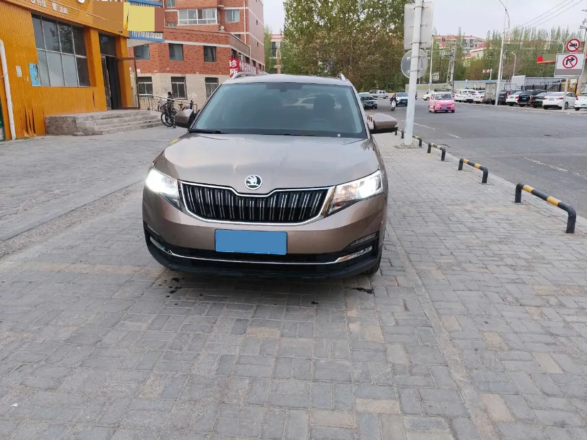 2020 Skoda Kamiq 1.5L 112HP L4 6AT,autocango,china used car exporter,china ev exporter,chinese used car exporter,chinese used ev exporter