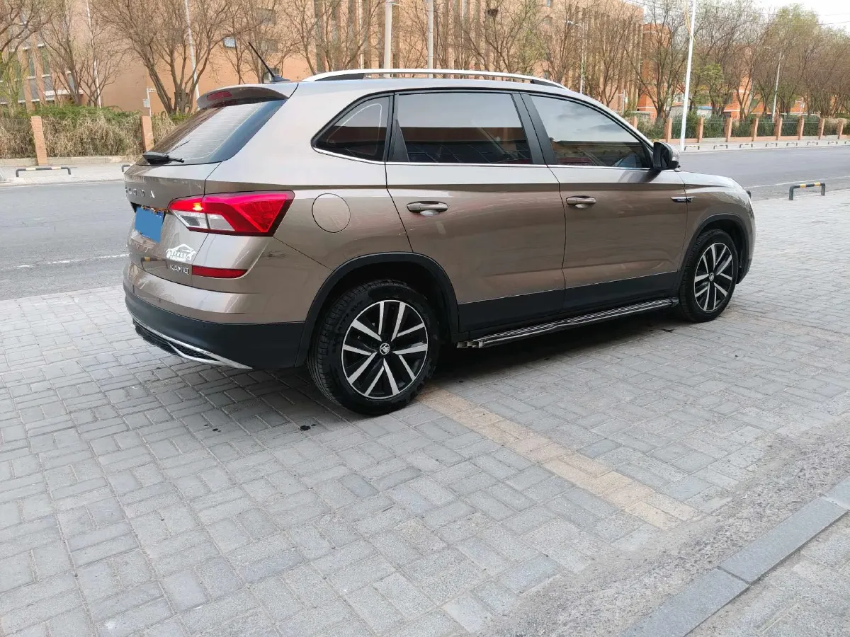 2020 Skoda Kamiq 1.5L 112HP L4 6AT,autocango,china used car exporter,china ev exporter,chinese used car exporter,chinese used ev exporter