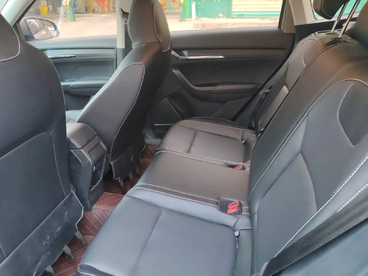 2020 Skoda Kamiq 1.5L 112HP L4 6AT,autocango,china used car exporter,china ev exporter,chinese used car exporter,chinese used ev exporter