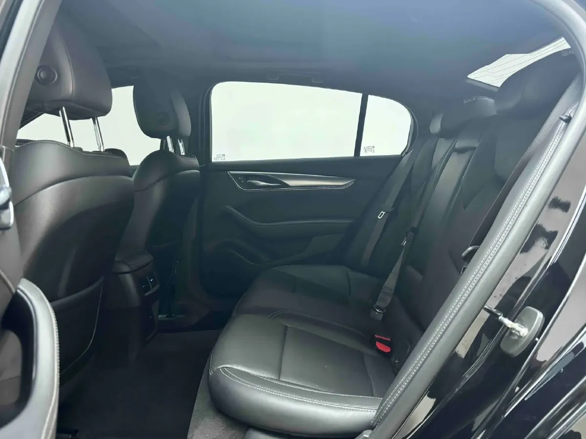 2022 Cadillac CT5 2.0T 237HP L4 10AT,autocango,china used car exporter,china ev exporter,chinese used car exporter,chinese used ev exporter