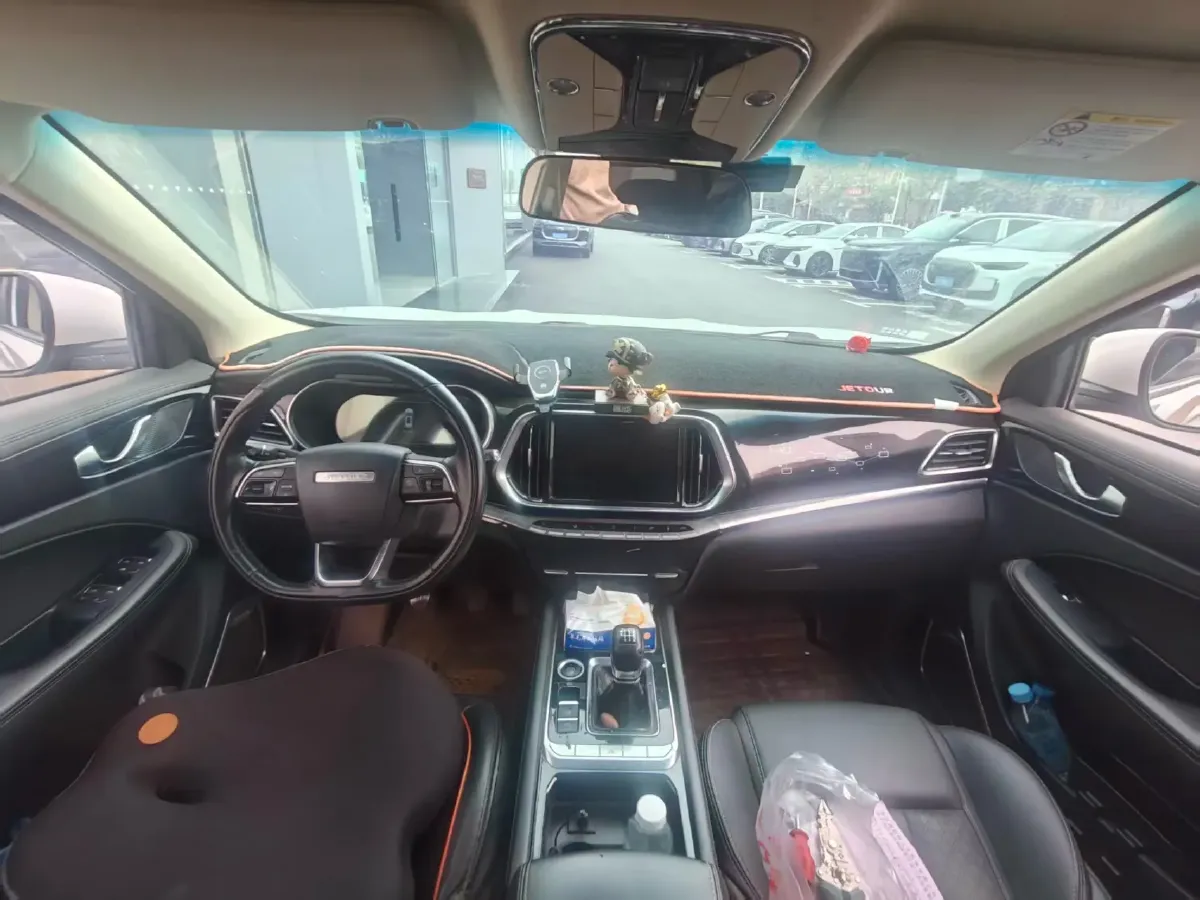 2019 Jetour X90 1.5T 147HP L4 6MT,autocango,china used car exporter,china ev exporter,chinese used car exporter,chinese used ev exporter