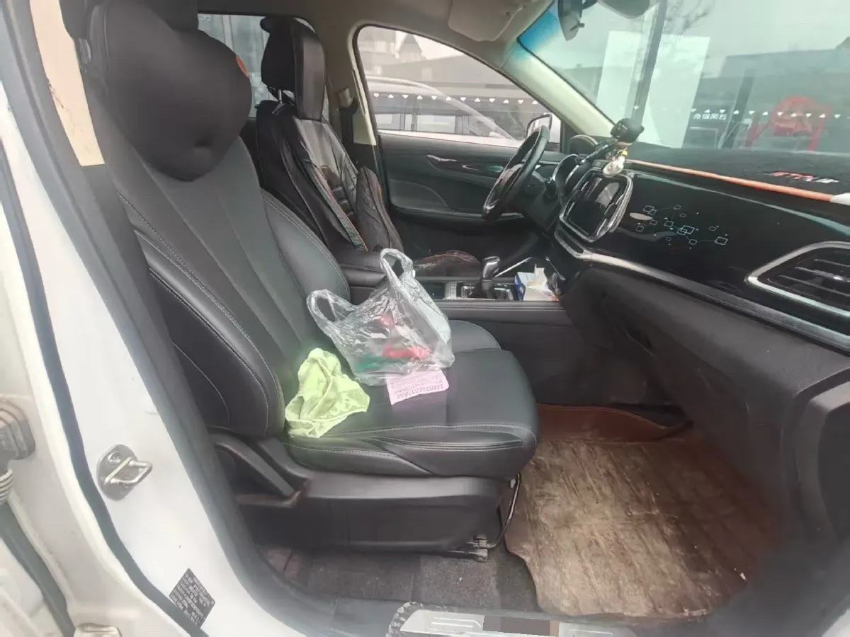 2019 Jetour X90 1.5T 147HP L4 6MT,autocango,china used car exporter,china ev exporter,chinese used car exporter,chinese used ev exporter