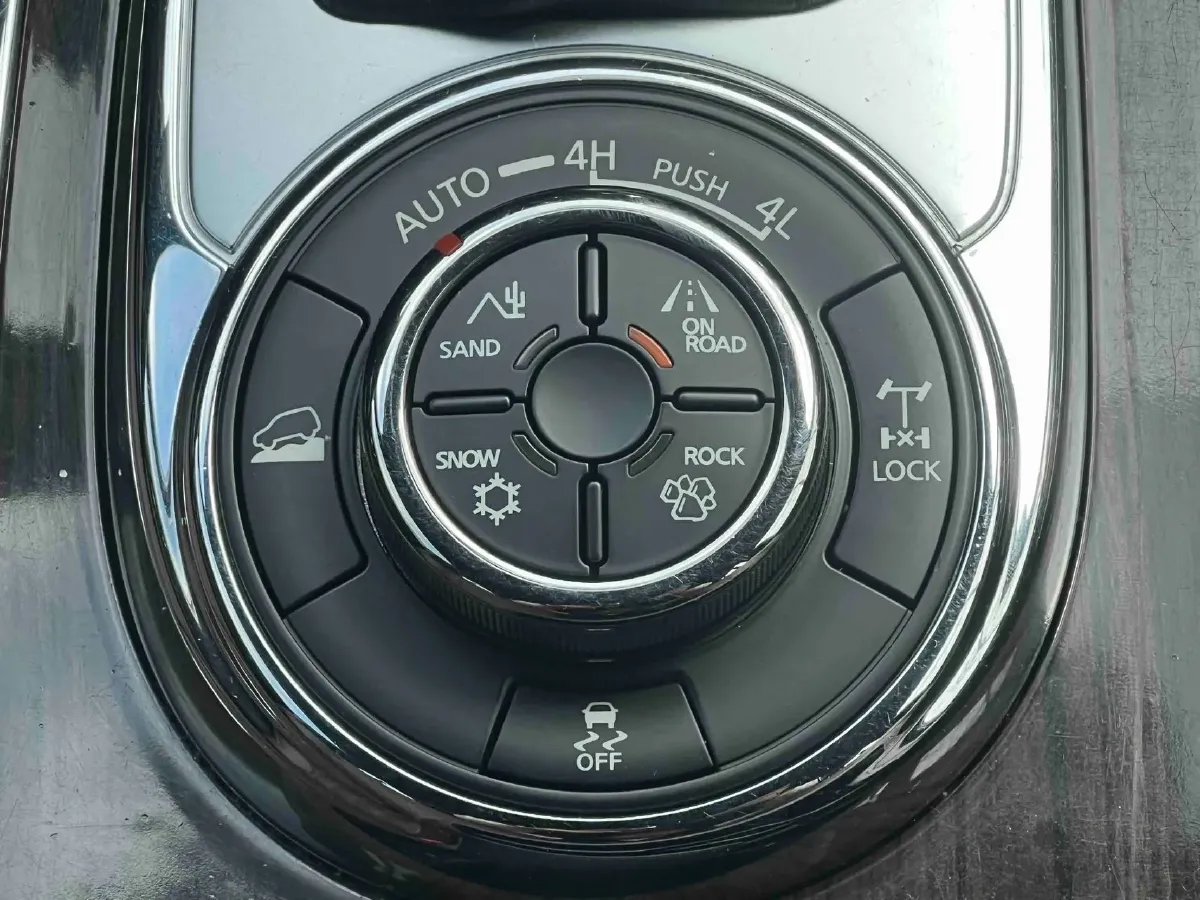 2020 Nissan Terra 2.5L 193HP L4 7AT,autocango,china used car exporter,china ev exporter,chinese used car exporter,chinese used ev exporter