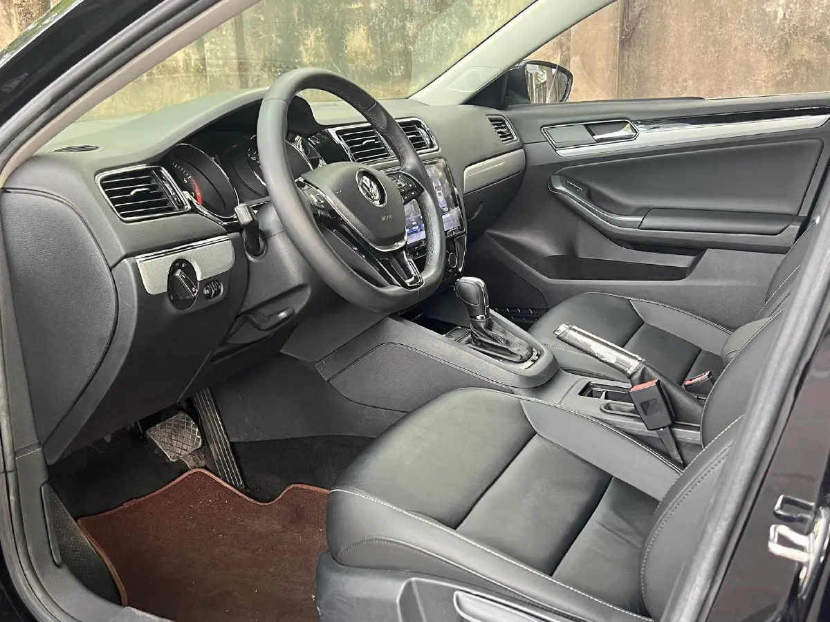 2018 JMC YuSheng S350 2.0T 141HP L4 6AT,autocango,china used car exporter,china ev exporter,chinese used car exporter,chinese used ev exporter