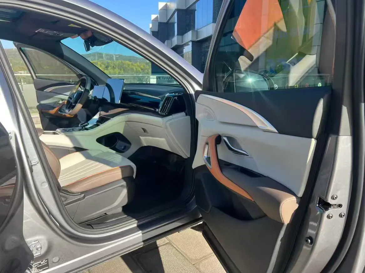 2022 LYNK&CO 03 1.5T 180HP L3 7DCT,autocango,china used car exporter,china ev exporter,chinese used car exporter,chinese used ev exporter