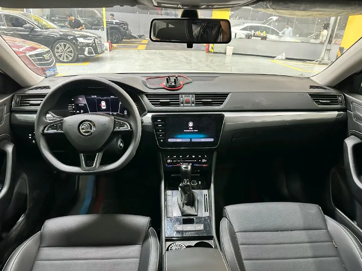 2024 Skoda Superb 1.4T 150HP L4 7DCT,autocango,china used car exporter,china ev exporter,chinese used car exporter,chinese used ev exporter