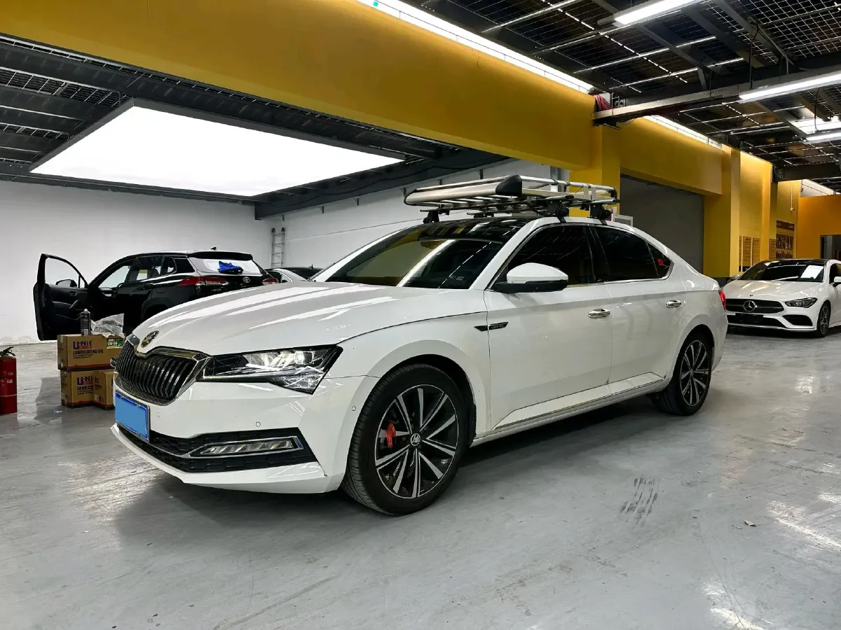 2024 Skoda Superb 1.4T 150HP L4 7DCT,autocango,china used car exporter,china ev exporter,chinese used car exporter,chinese used ev exporter