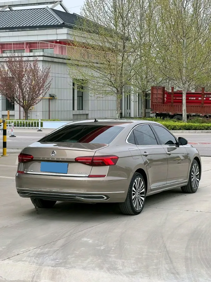 2019 Volvo V40 1.5T 152HP L4 6AT,autocango,china used car exporter,china ev exporter,chinese used car exporter,chinese used ev exporter