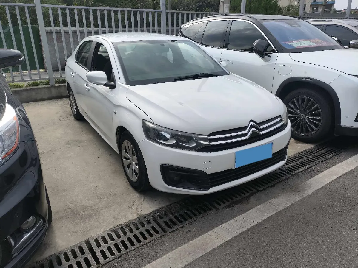 2018 Citroen Elysee 1.6L 117HP L4 5MT,autocango,china used car exporter,china ev exporter,chinese used car exporter,chinese used ev exporter