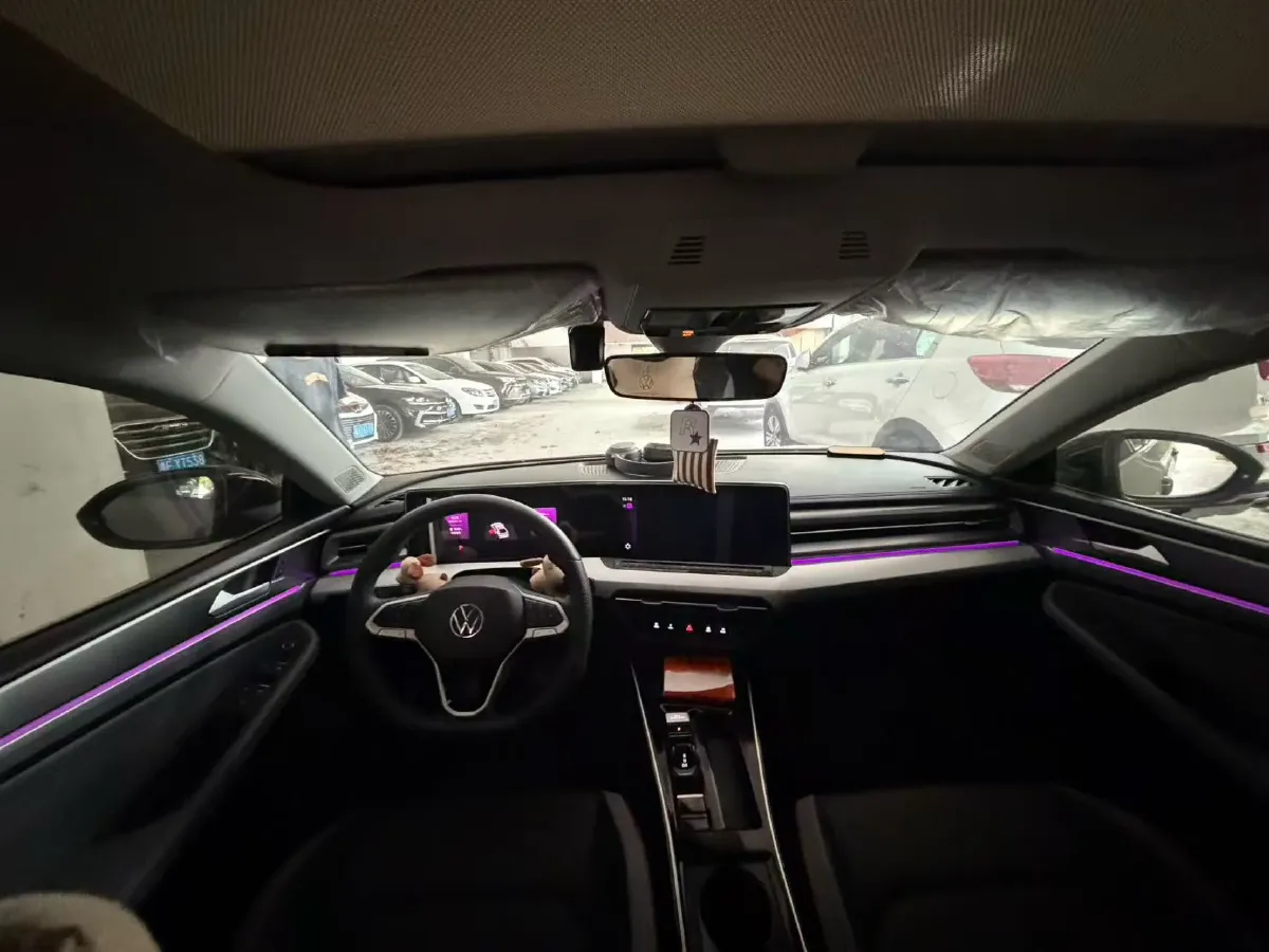 2025 Volkswagen Lamando 1.4T 150HP L4 7DCT,autocango,china used car exporter,china ev exporter,chinese used car exporter,chinese used ev exporter