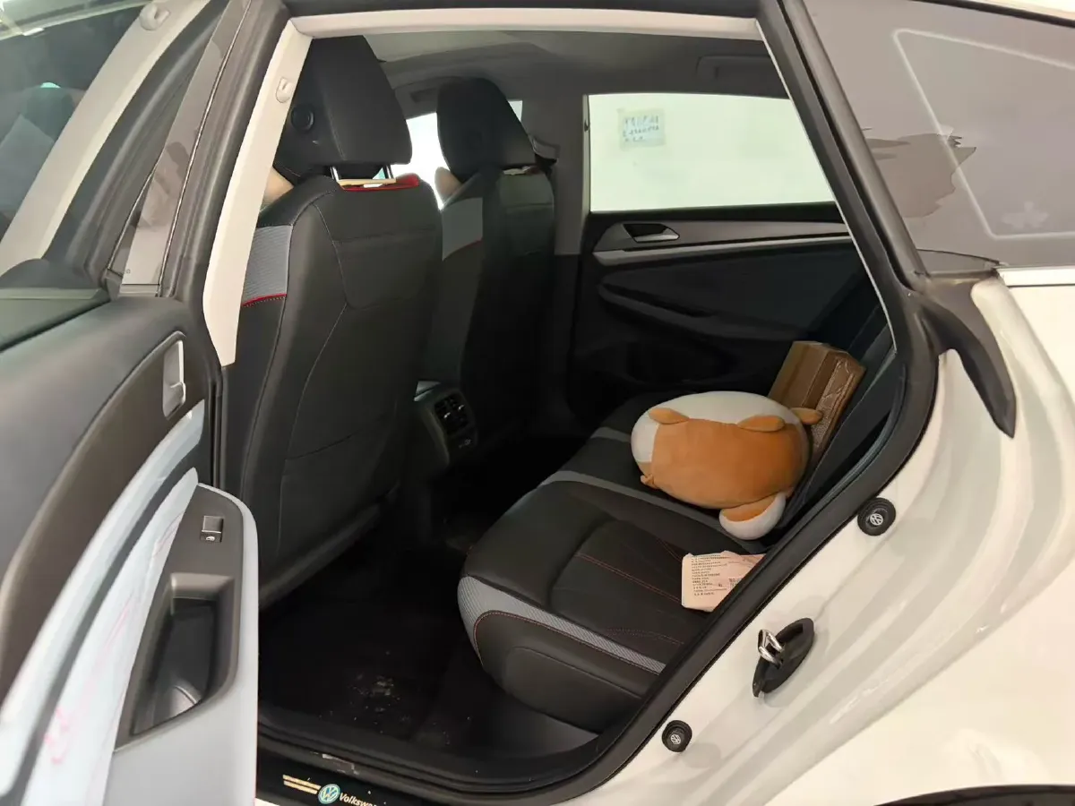 2025 Volkswagen Lamando 1.4T 150HP L4 7DCT,autocango,china used car exporter,china ev exporter,chinese used car exporter,chinese used ev exporter