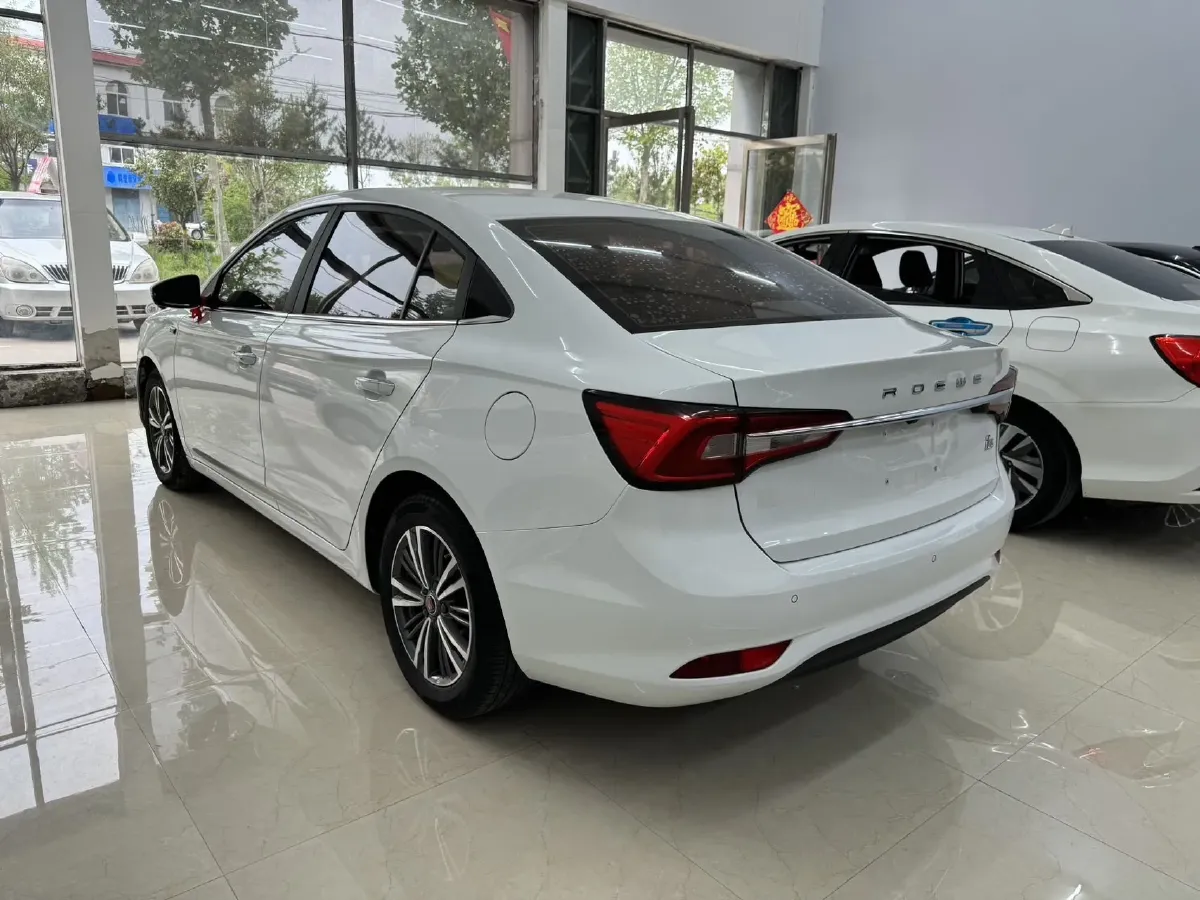 2019 Roewe i5 1.5L 120HP L4 CVT,autocango,china used car exporter,china ev exporter,chinese used car exporter,chinese used ev exporter
