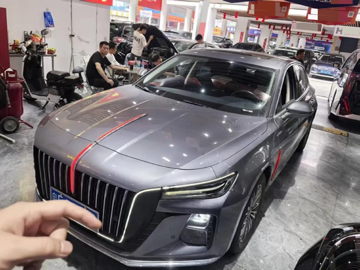 2024 HongQi H5 2.0T 224HP L4 8AT,autocango,china used car exporter,china ev exporter,chinese used car exporter,chinese used ev exporter