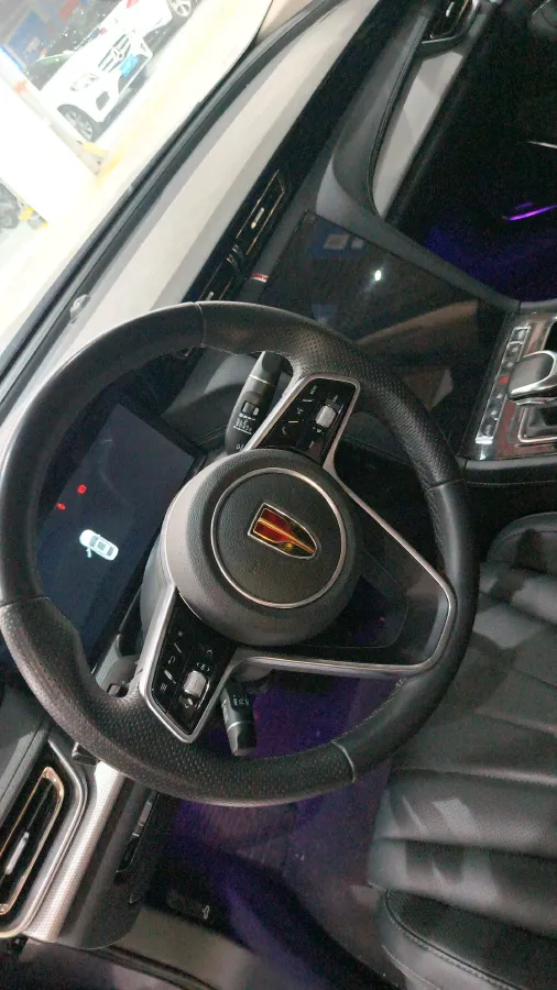 2024 HongQi H5 2.0T 224HP L4 8AT,autocango,china used car exporter,china ev exporter,chinese used car exporter,chinese used ev exporter