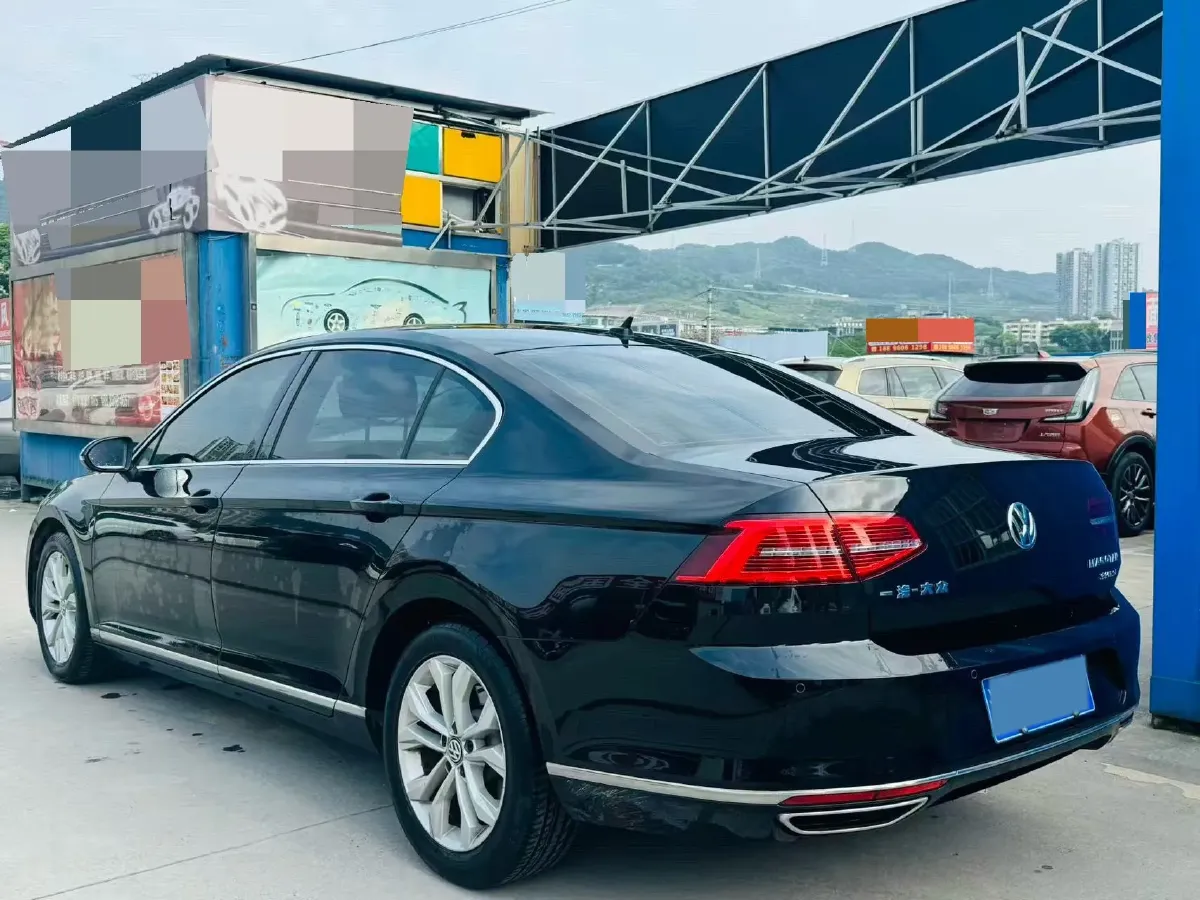 2019 Volkswagen Magotan 2.0T 186HP L4 7DCT,autocango,china used car exporter,china ev exporter,chinese used car exporter,chinese used ev exporter