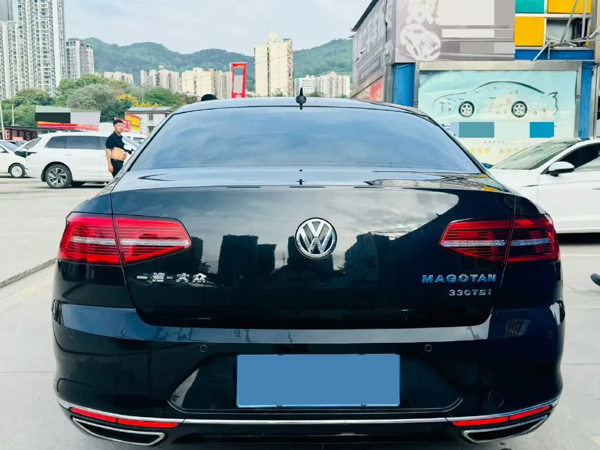 2019 Volkswagen Magotan 2.0T 186HP L4 7DCT,autocango,china used car exporter,china ev exporter,chinese used car exporter,chinese used ev exporter
