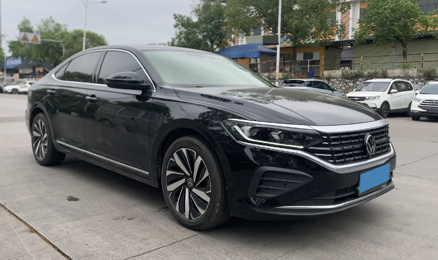 2024 Volkswagen Passat 2.0T 220HP L4 7DCT,autocango,china used car exporter,china ev exporter,chinese used car exporter,chinese used ev exporter