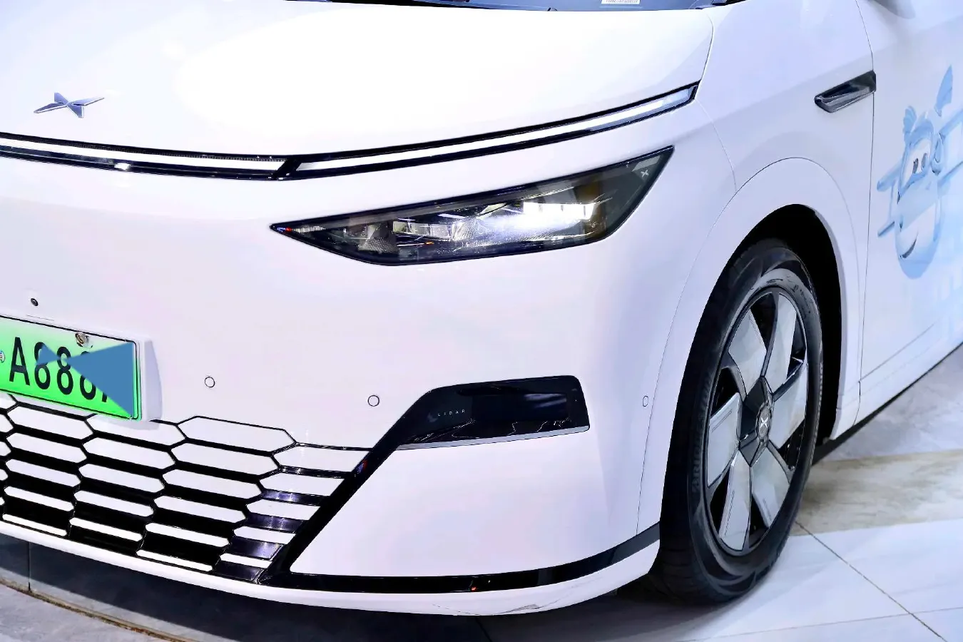 2024 Xpeng X9 BEV 101.5KWH,autocango,china used car exporter,china ev exporter,chinese used car exporter,chinese used ev exporter