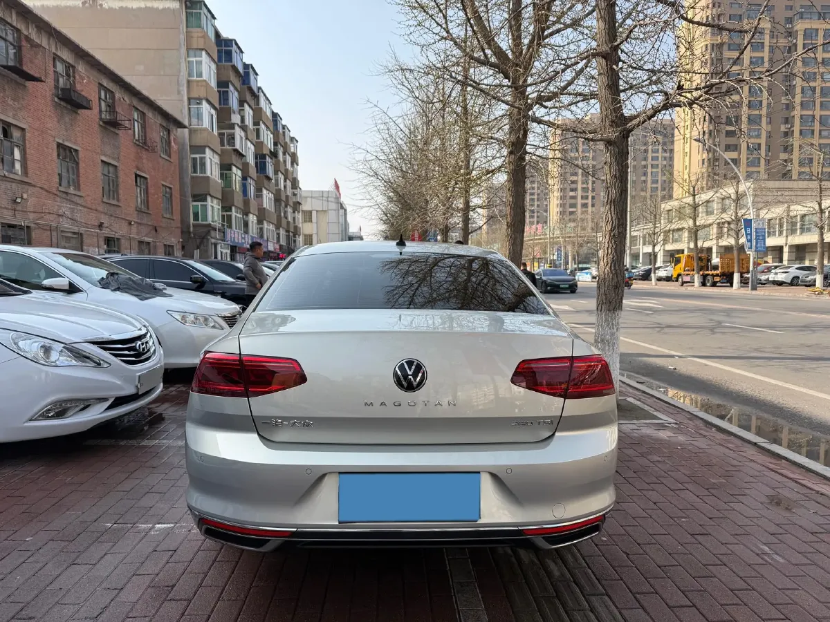 2020 Volkswagen Magotan 1.4T 150HP L4 7DCT,autocango,china used car exporter,china ev exporter,chinese used car exporter,chinese used ev exporter