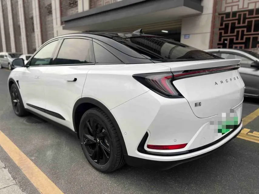 2023 ARCFOX αS BEV 94.5KWH,autocango,china used car exporter,china ev exporter,chinese used car exporter,chinese used ev exporter